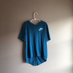 Girls Nike t-shirt